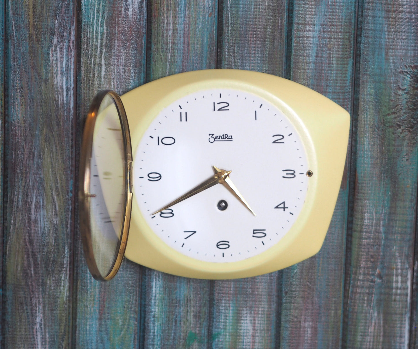 ZENTRA - 1960's vintage Porcelain German made wall clock  ZenRa- key winding, wall clock ZenRa