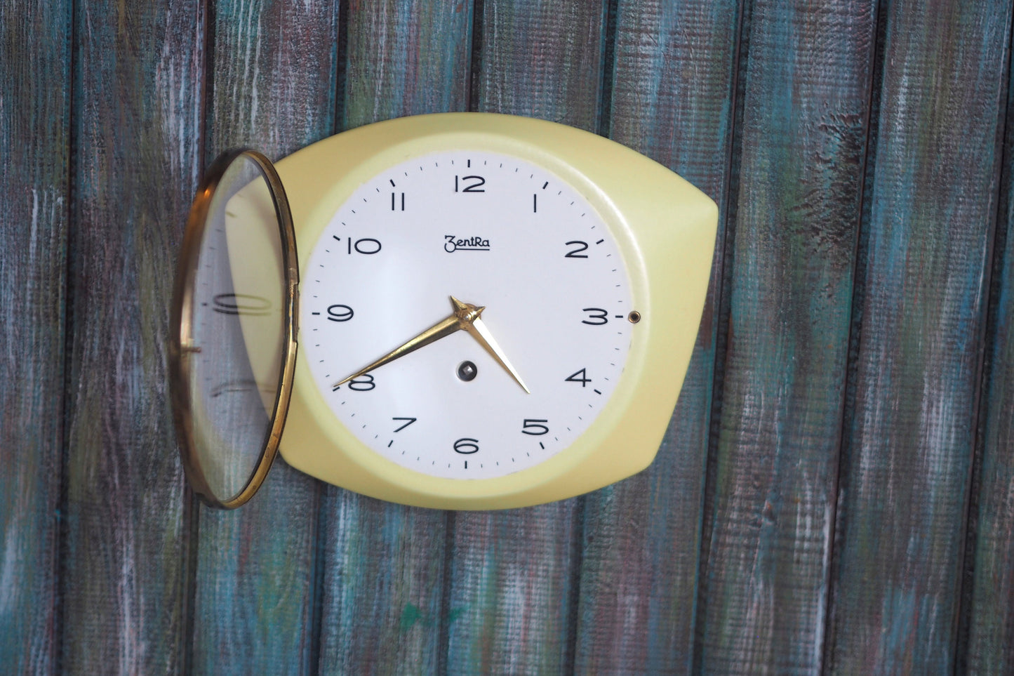 ZENTRA - 1960's vintage Porcelain German made wall clock  ZenRa- key winding, wall clock ZenRa