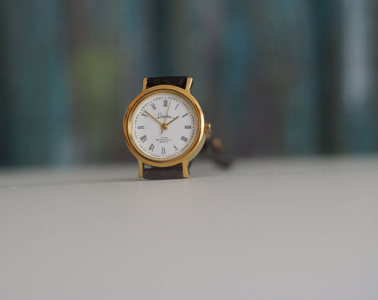 Vintage  Ladies quartz Watch  Pitanka  , Hong Kong