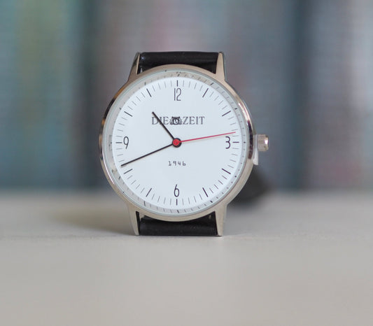 Die Zeit   - German quartz men's watch