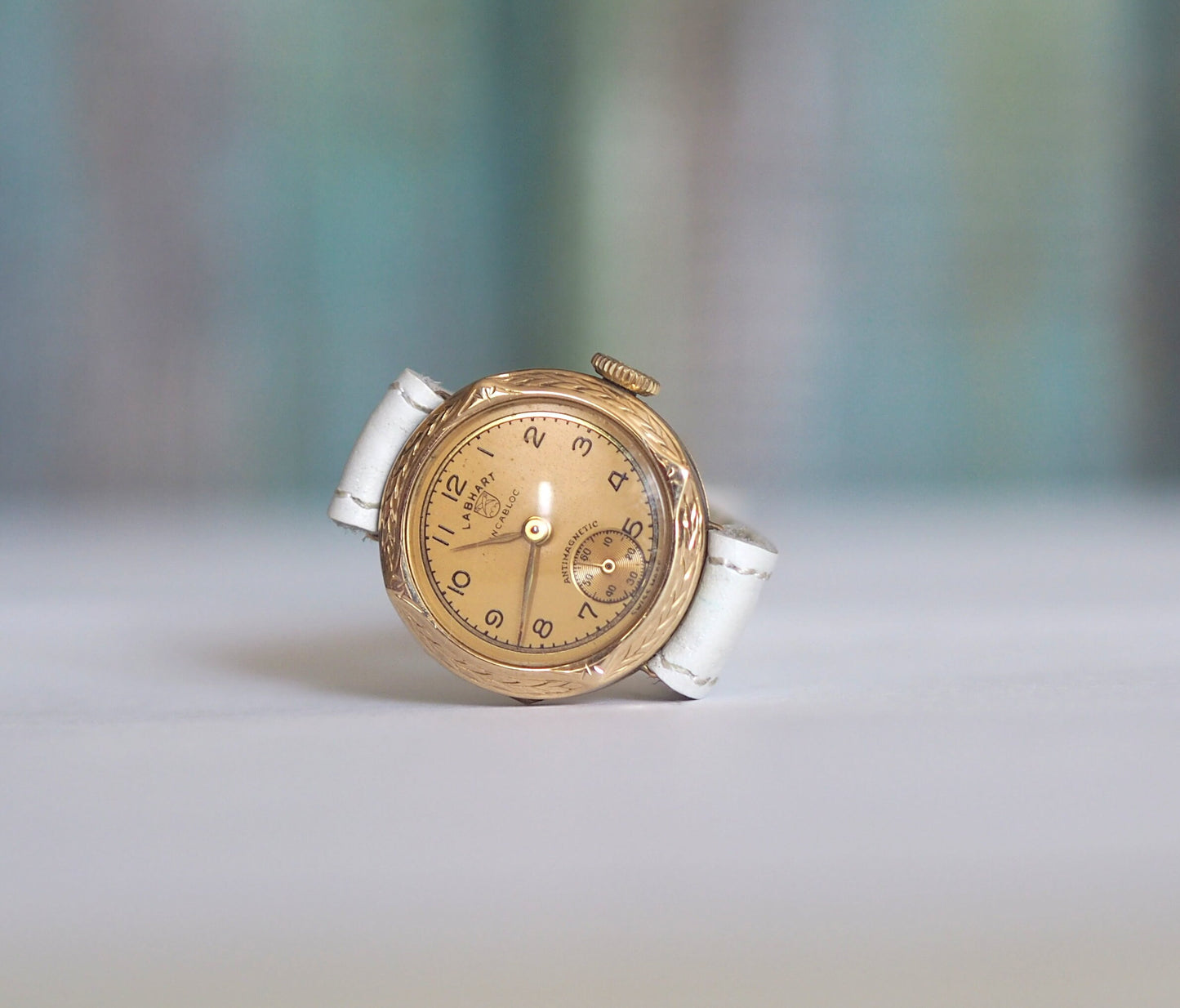 LABHART 14k solid gold .585 German   made  mechanical wind up Women's Watch  , vintage wind up mechanical women's watch