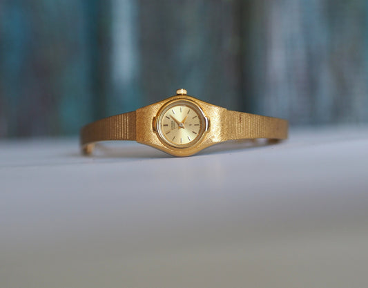 CITIZEN - Japanese quartz women's watch -, mint , unworn, vintage women's watch, elegant gift for her