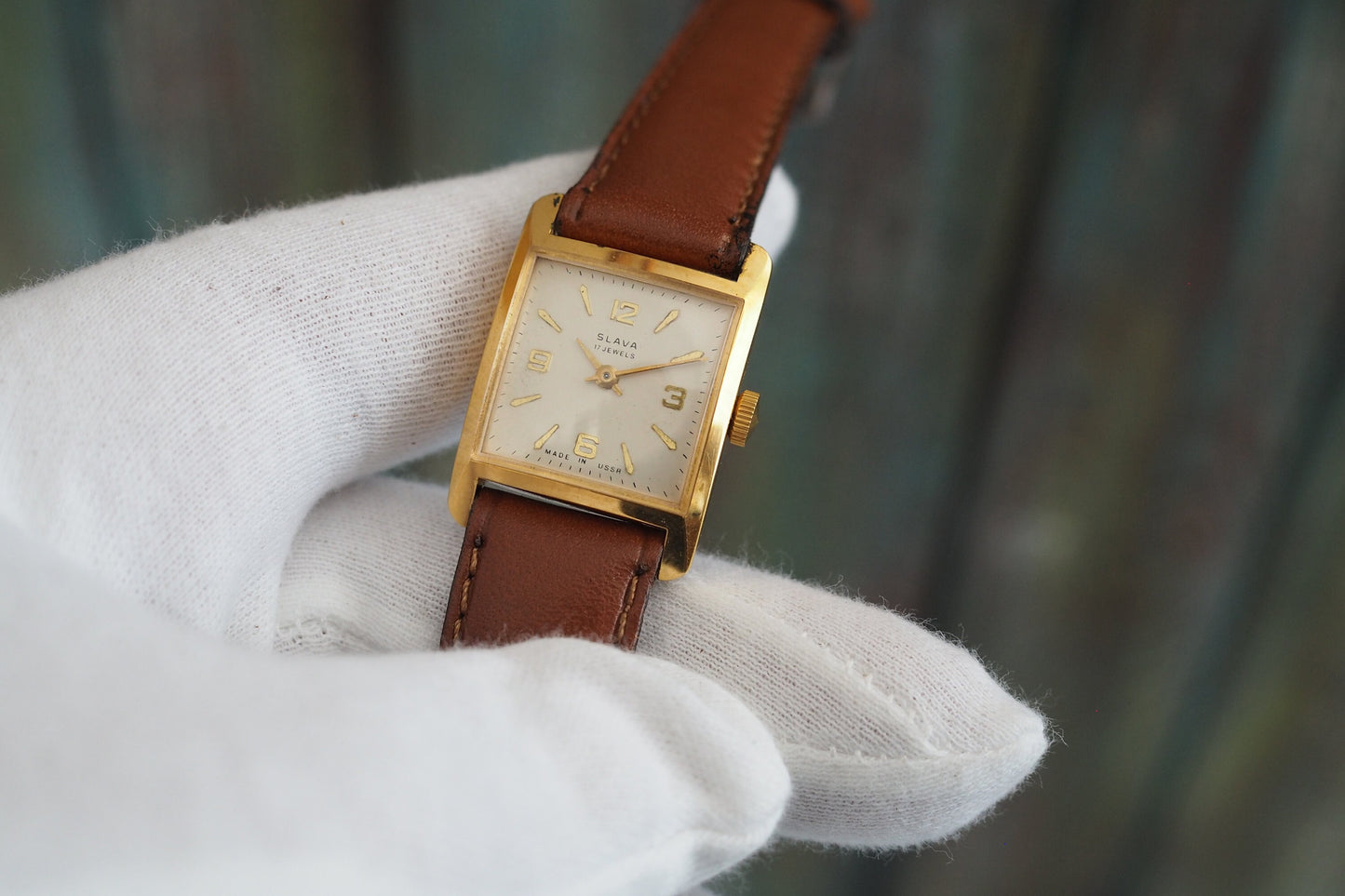 SLAVA-  vintage  mechanical wind up women's watch