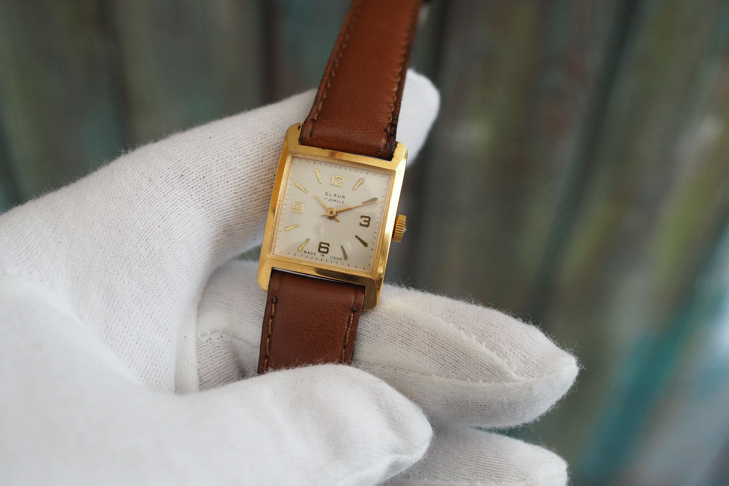 SLAVA-  vintage  mechanical wind up women's watch