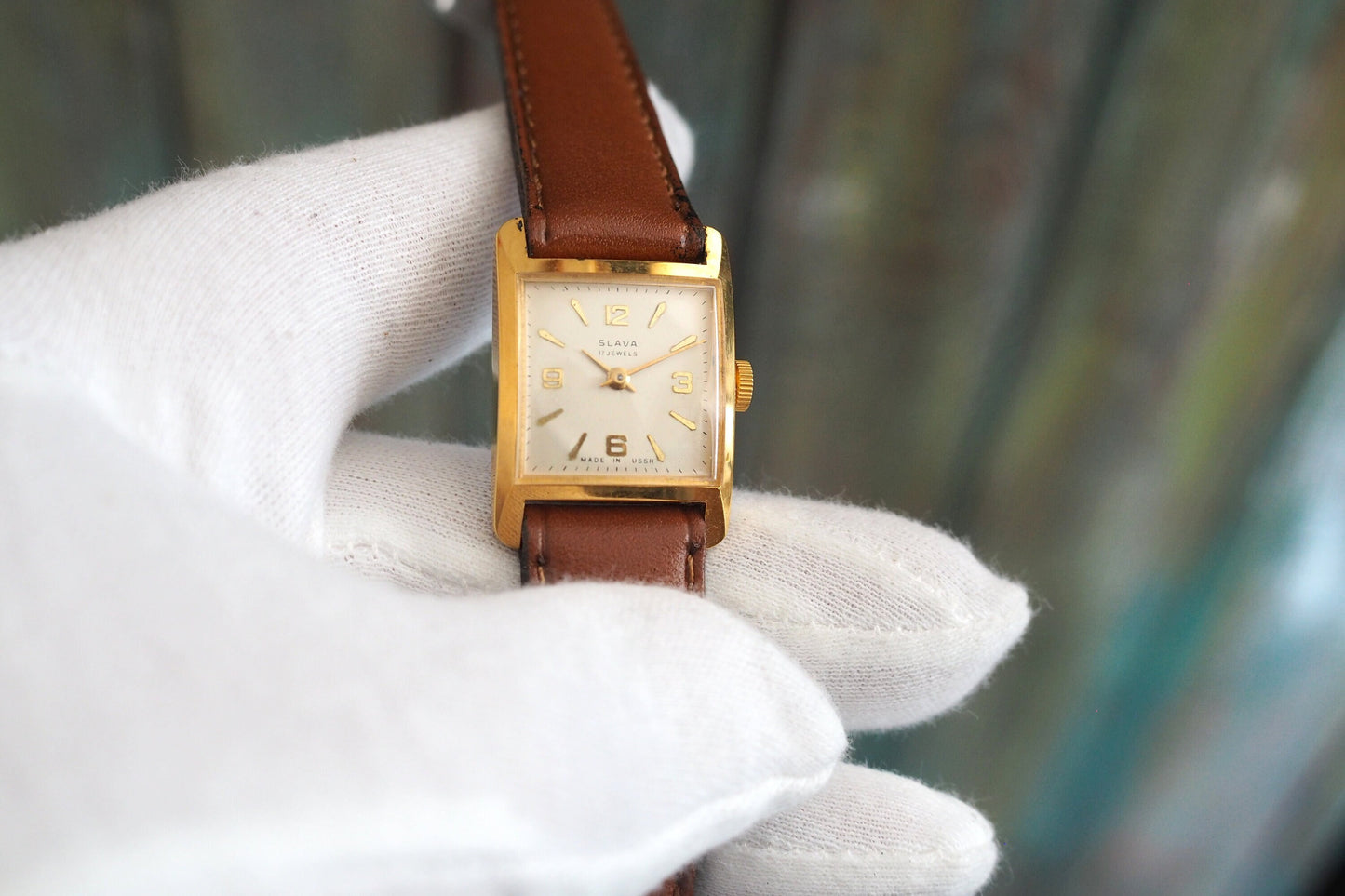 SLAVA-  vintage  mechanical wind up women's watch