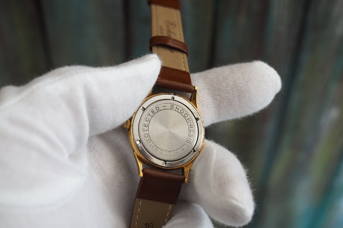 Poljot  de Luxe -  1950's vintage mechanical wind up men's watch