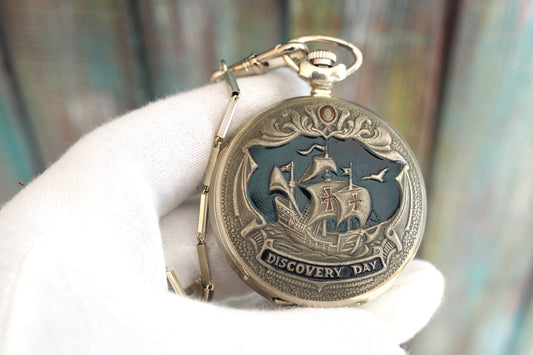 MOLNIJA Columbus Discovery day - Rare Vintage mechanical wind up  pocket watch Molnija   cal. 3602